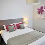 The Originals Boutique, La Grange, Niort