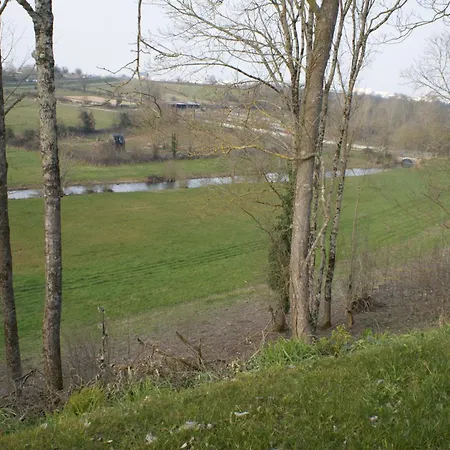 The Originals Boutique, La Grange, فندق نيورْ