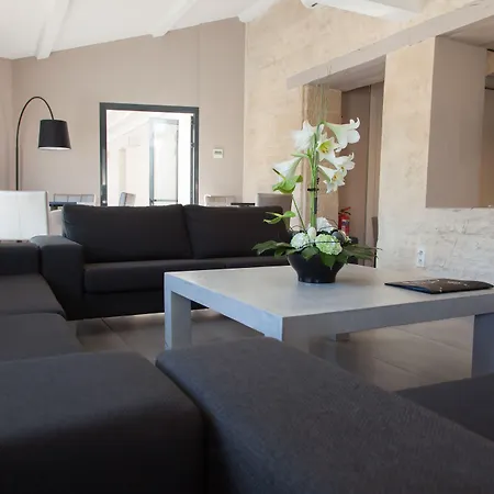 Hotel The Originals Boutique, La Grange,