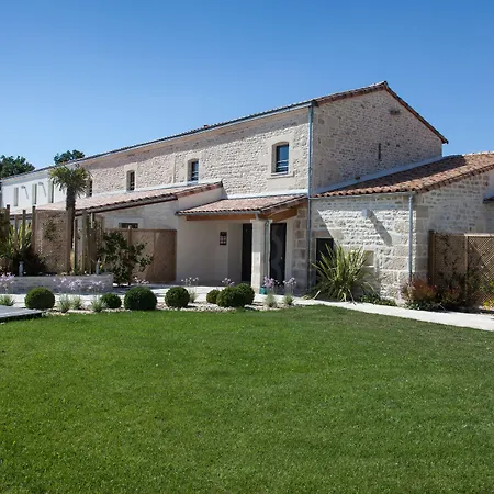 Hotel The Originals Boutique, La Grange, 3*