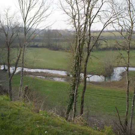 فندق The Originals Boutique, La Grange, نيورْ